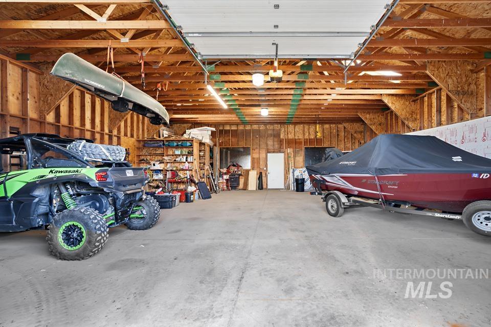7025 Bluebird Lane Sweet, ID 83670 - Photo 6 of 46 View of garage