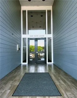 $4,350 | 240 Nice, Unit 302, Newport Beach, CA 92663