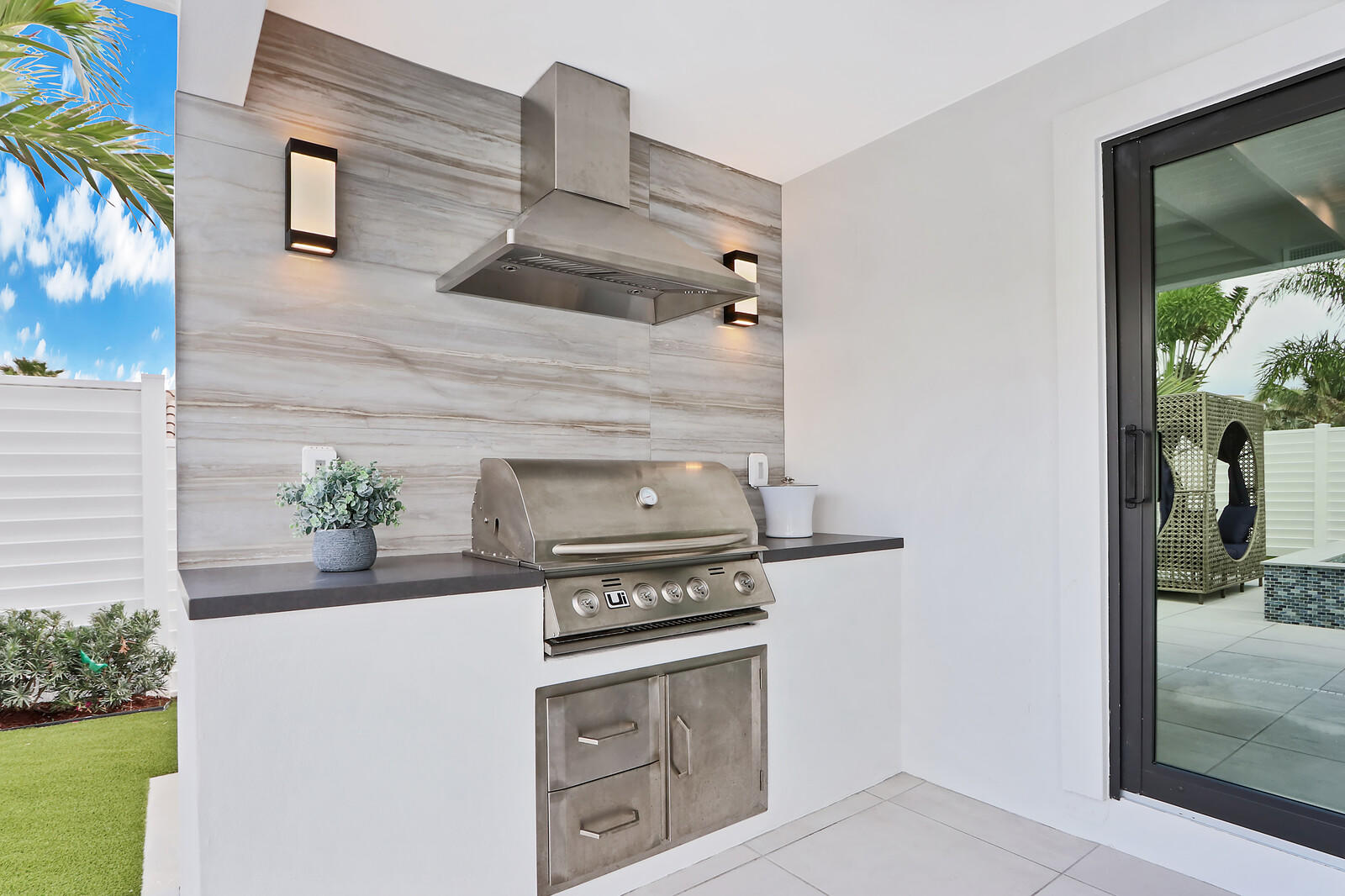 441 South Lyra Circle Juno Beach, FL 33408 - Photo 52 of 72 Outdoor kitchen