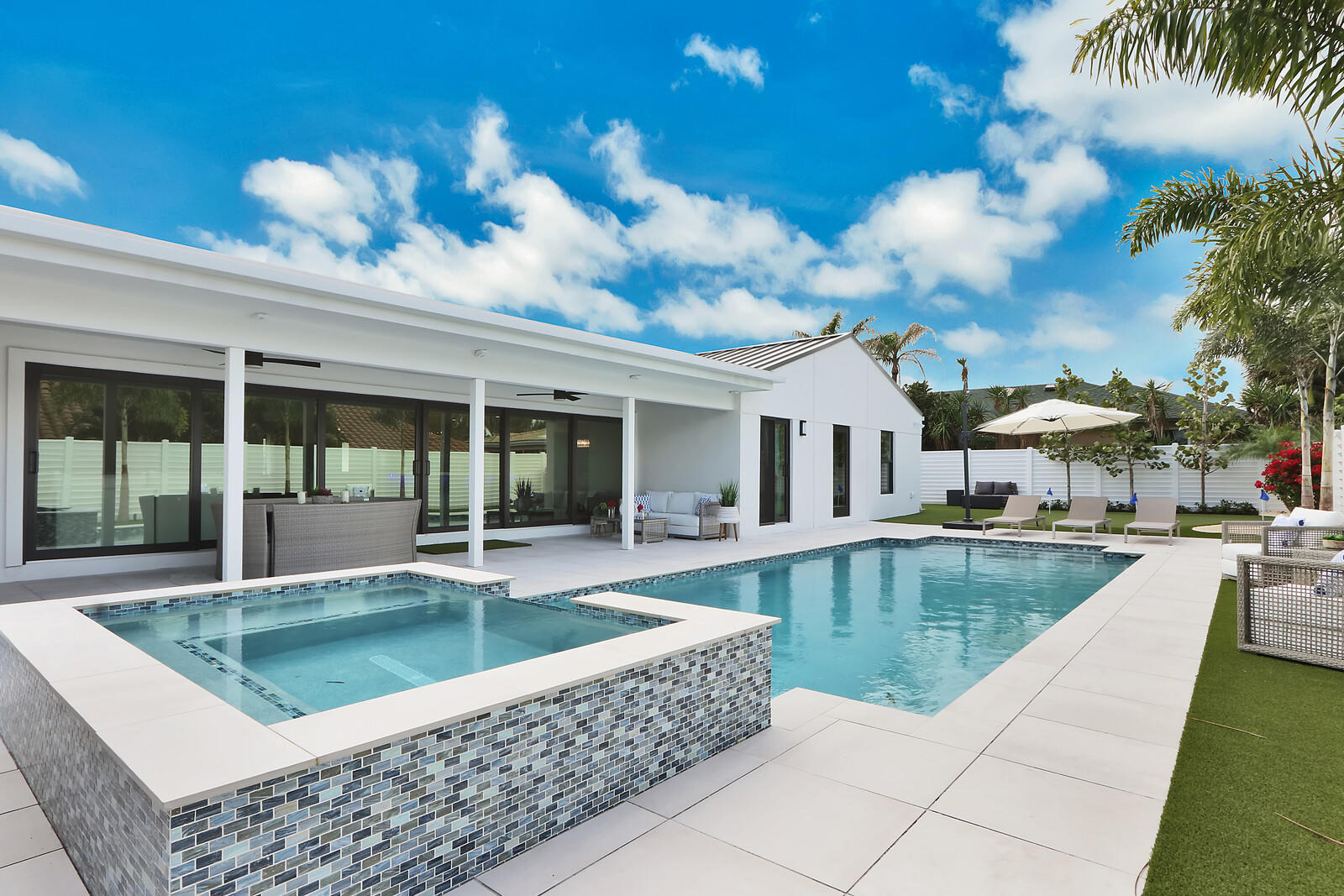 441 South Lyra Circle Juno Beach, FL 33408 - Photo 55 of 72 Waterfall jacuzzi