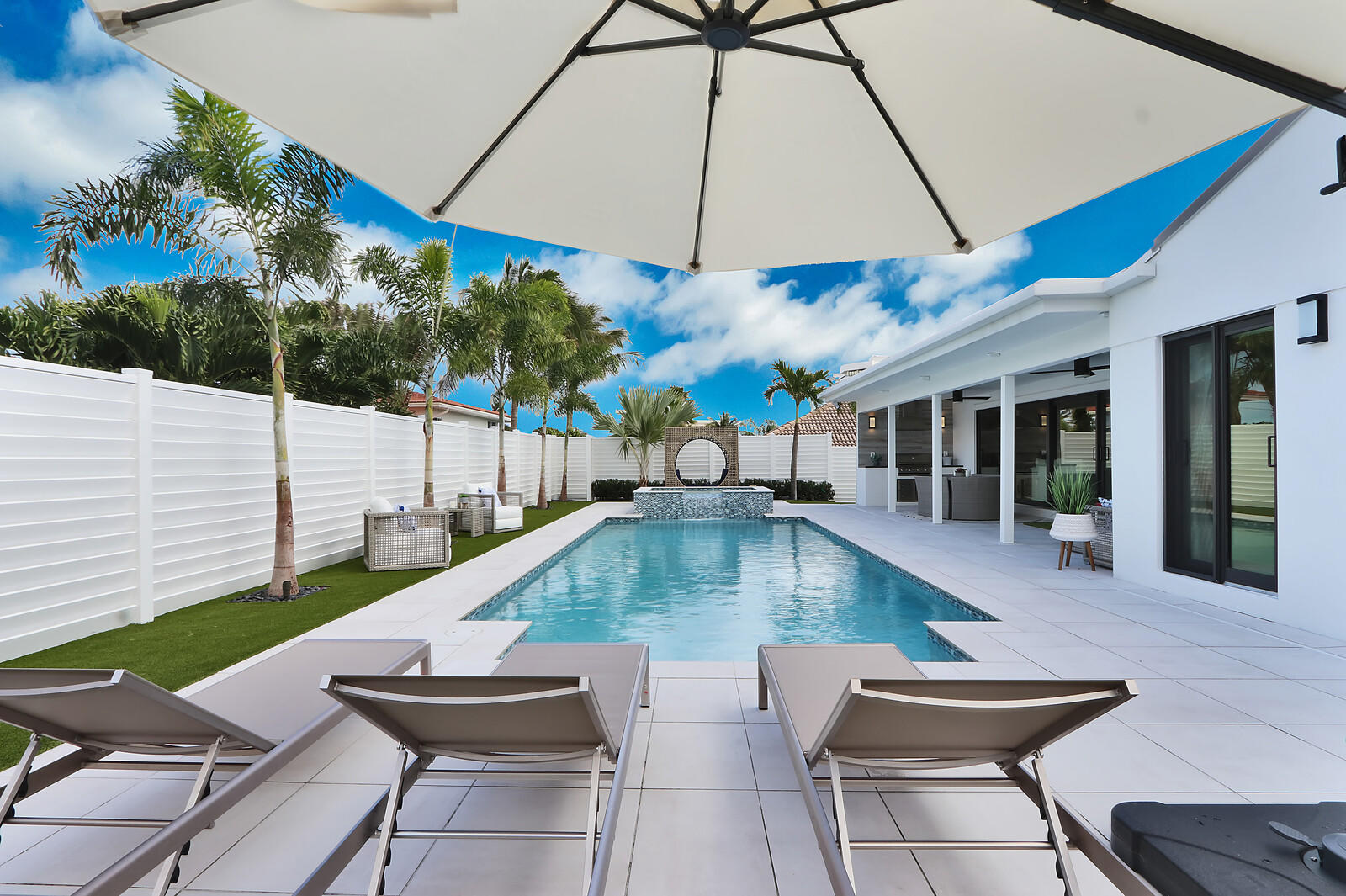 441 South Lyra Circle Juno Beach, FL 33408 - Photo 58 of 72 Privacy and ocean breezes