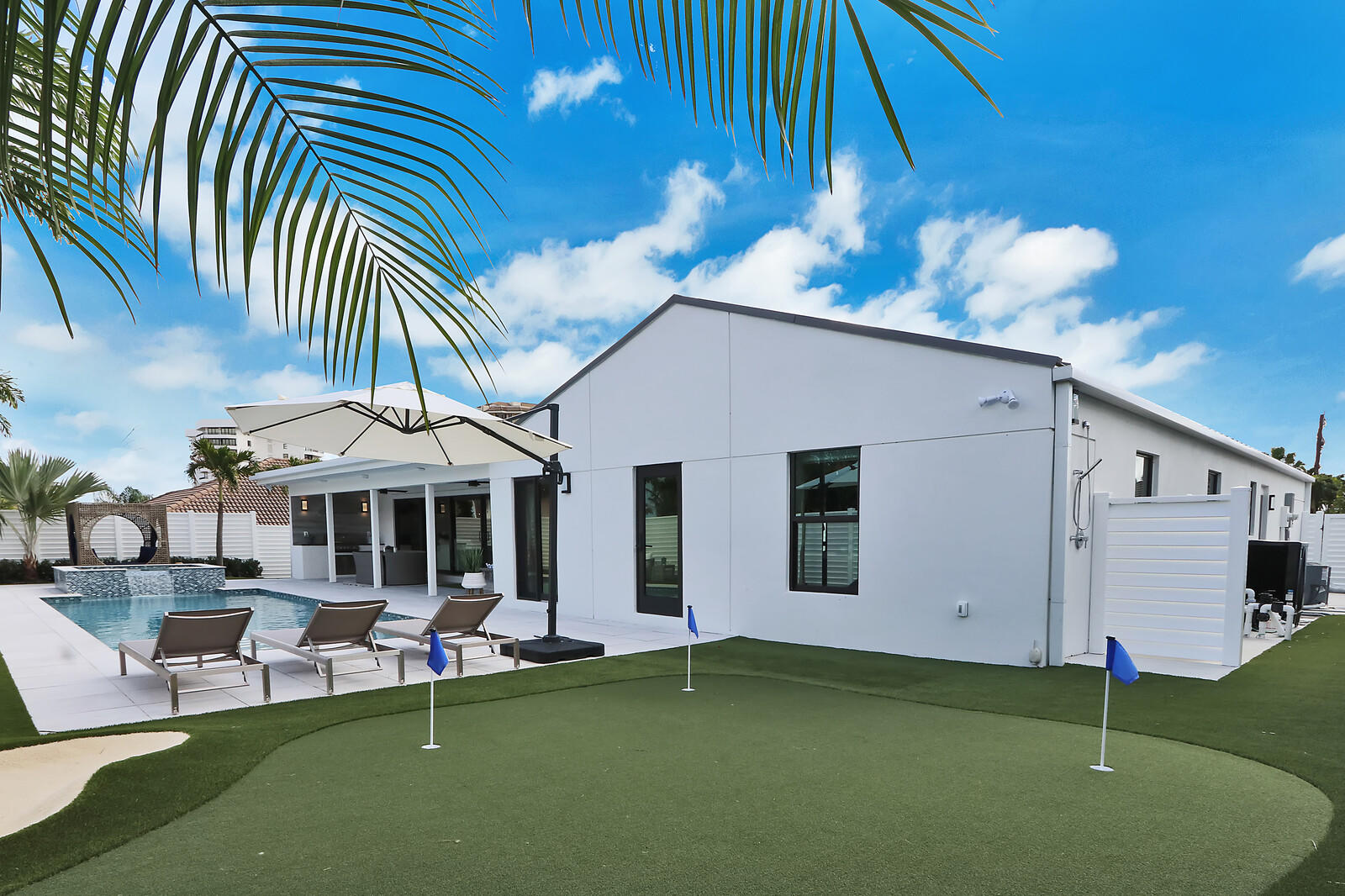 441 South Lyra Circle Juno Beach, FL 33408 - Photo 60 of 72 Putting green