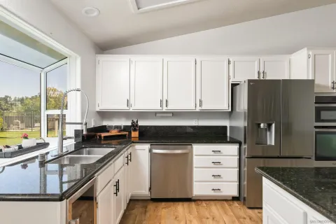 $1,300,000 | 16502 Shady Oaks Drive, Ramona, CA 92065