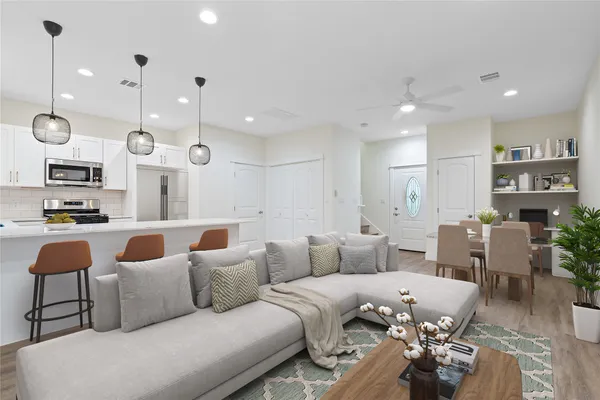 $1,995 | 5702 Palo Blanco Lane, Unit B, Austin, TX 78744
