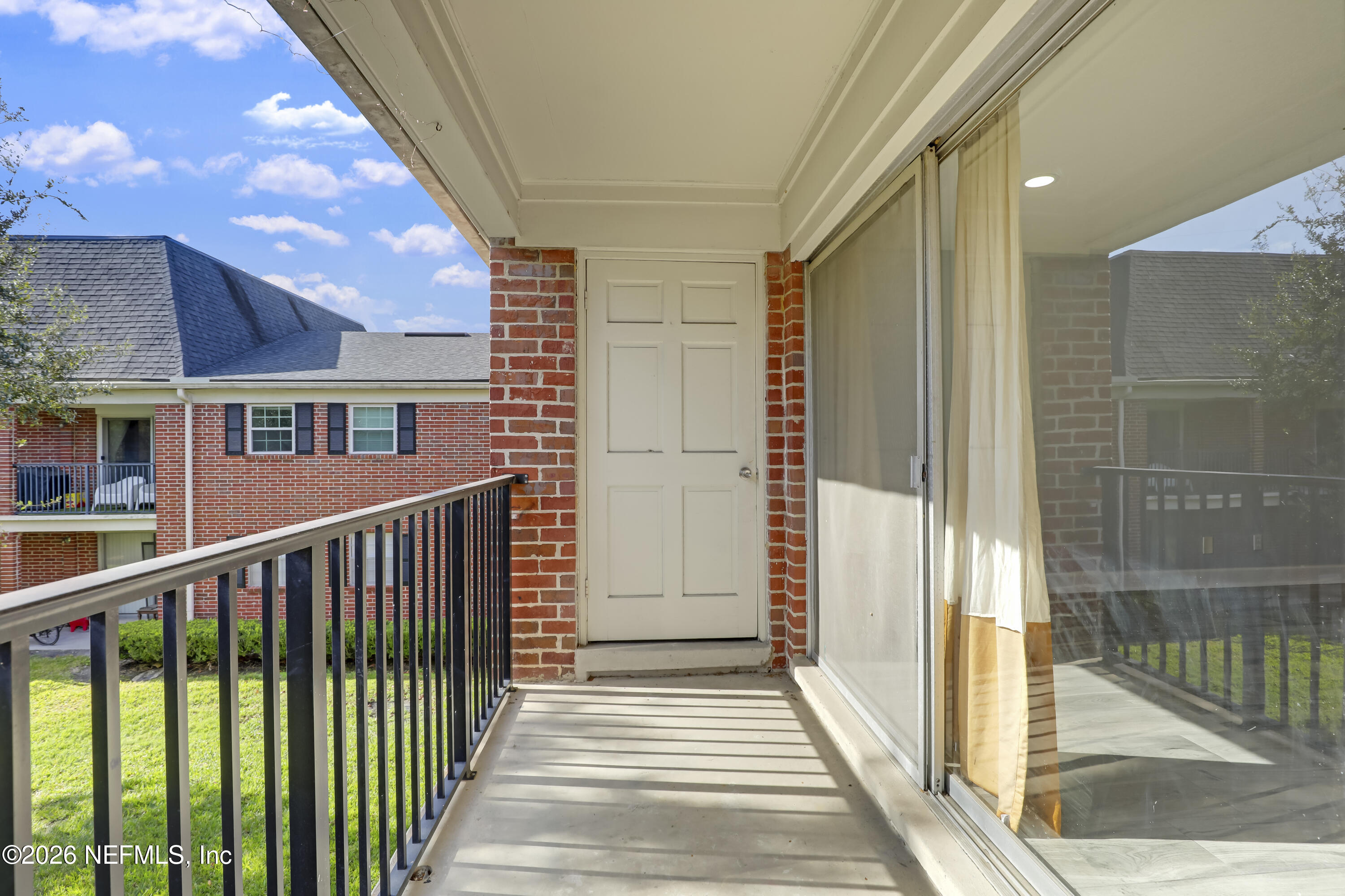 4915 Baymeadows Road, Unit 8H Jacksonville, FL 32217 - Photo 15 of 40 14 Balcony