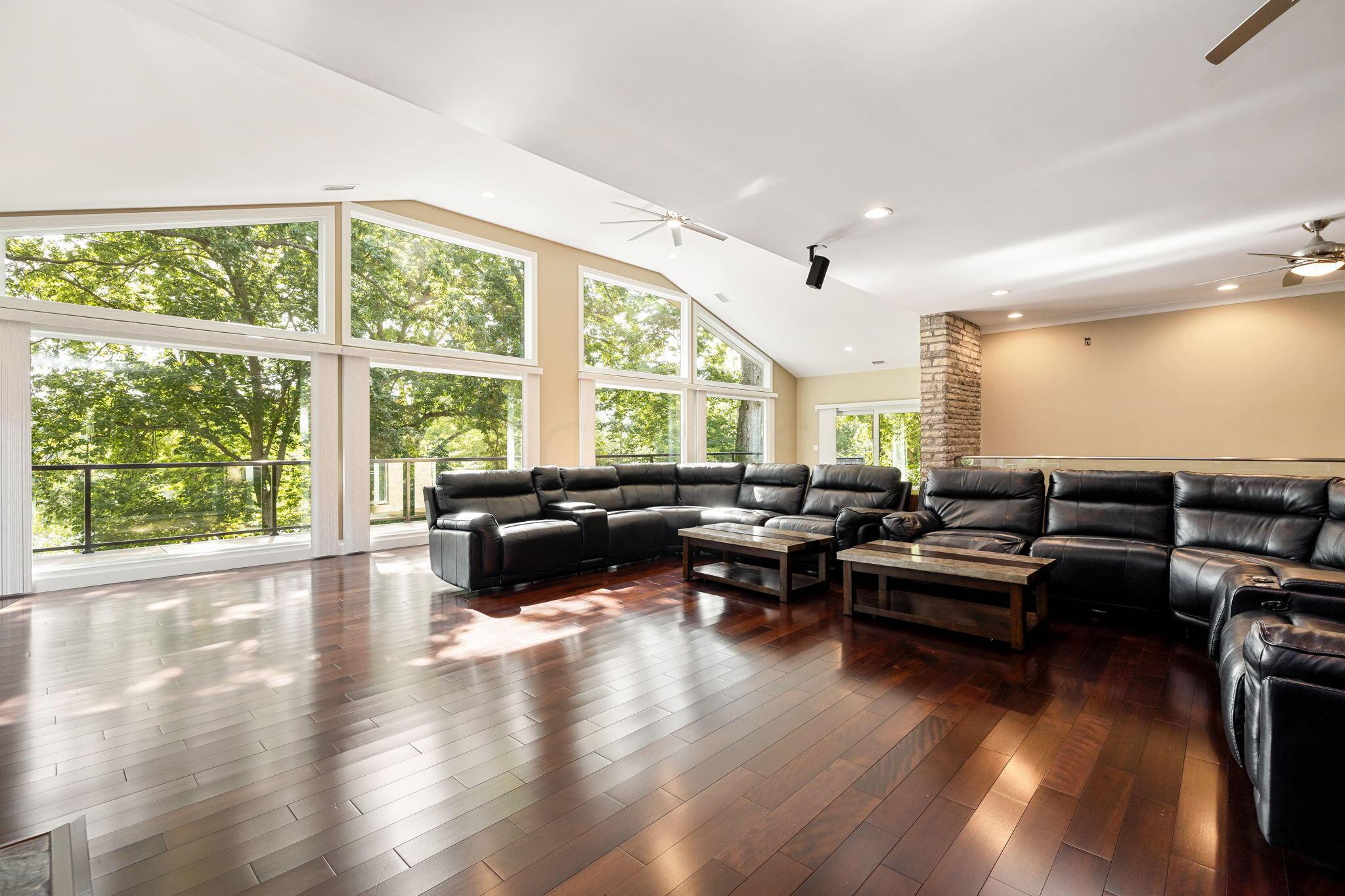 4260 Dublin Road Columbus, OH 43221 - Photo 14 of 62 Gallery Image 14