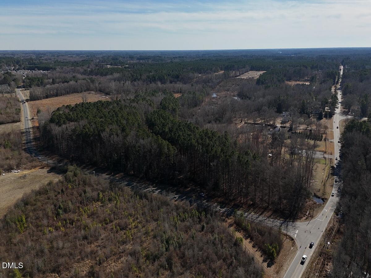 1012 South Halifax Road Rocky Mount, NC 27803 - Photo 3 of 41 a view of city and mountain