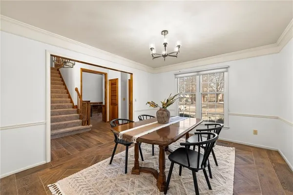 $570,000 | 205 Northeast Shoreview Drive, Lee's Summit, MO 64064