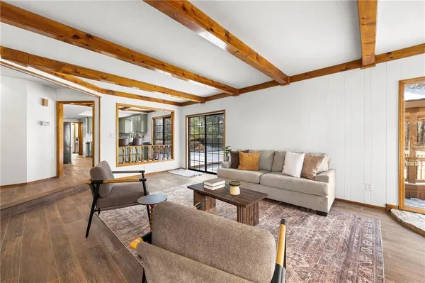 $570,000 | 205 Northeast Shoreview Drive, Lee's Summit, MO 64064