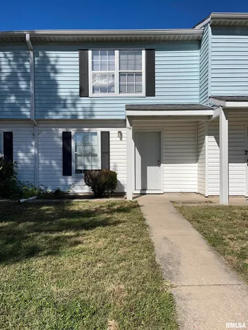 $83,970 | 612 East Campus Drive, Carbondale, IL 62901