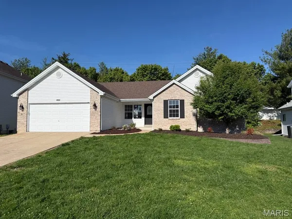 $419,900 | 1953 Williamstown Drive, O'Fallon, MO 63376