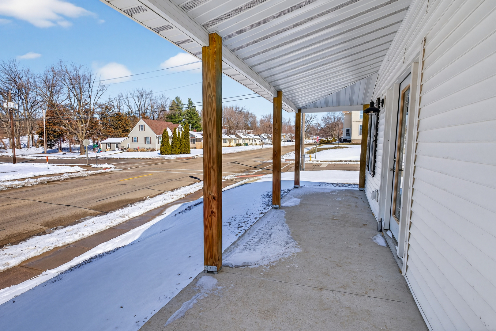 2929 North 3rd Street Clinton, IA 52732 - Photo 9 of 34