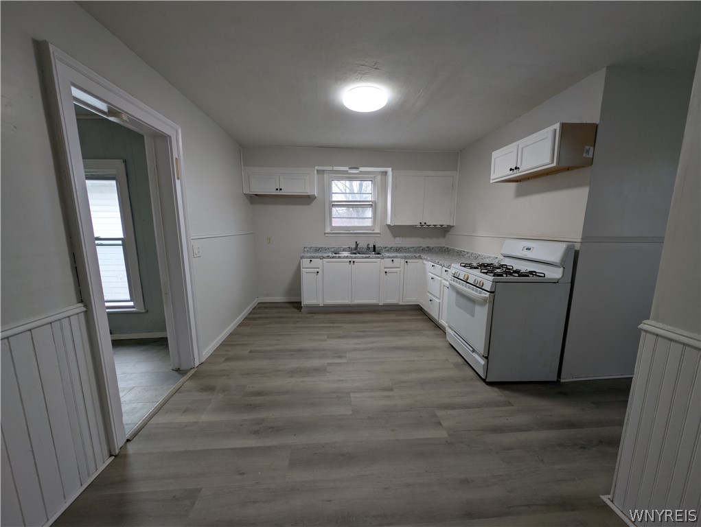 627 Deer Street Dunkirk, NY 14048 - Photo 11 of 44