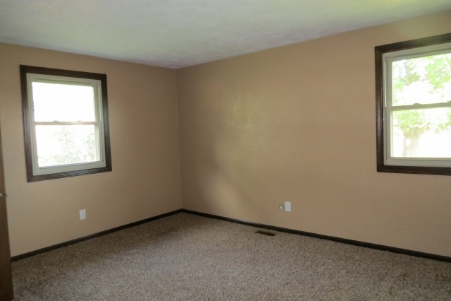 3908 Valley Grove Road Anderson, IN 46017 - Photo 7 of 22