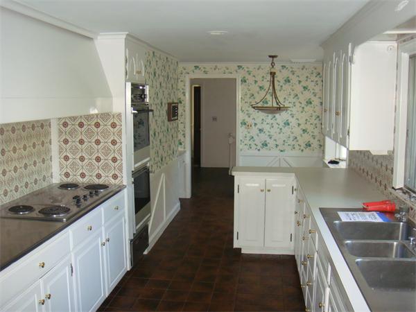 15 Burnham Road Wenham, MA 01984 - Photo 3 of 9 Gallery Image 3