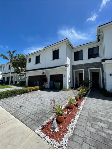 $2,900 | 10890 Southwest 235th Street, Unit 1, Homestead, FL 33032