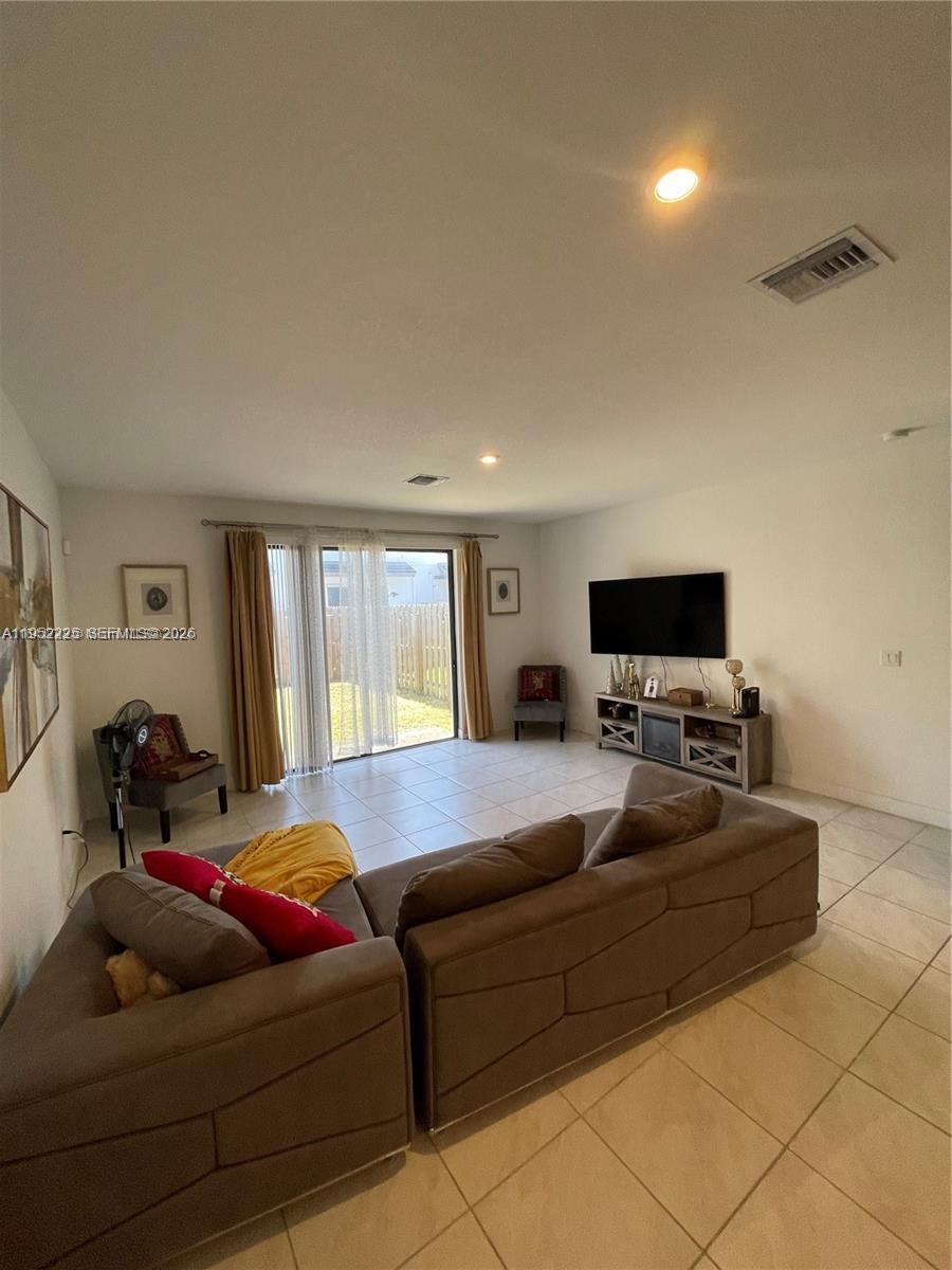 10890 Southwest 235th Street, Unit 1 Homestead, FL 33032 - Photo 15 of 22