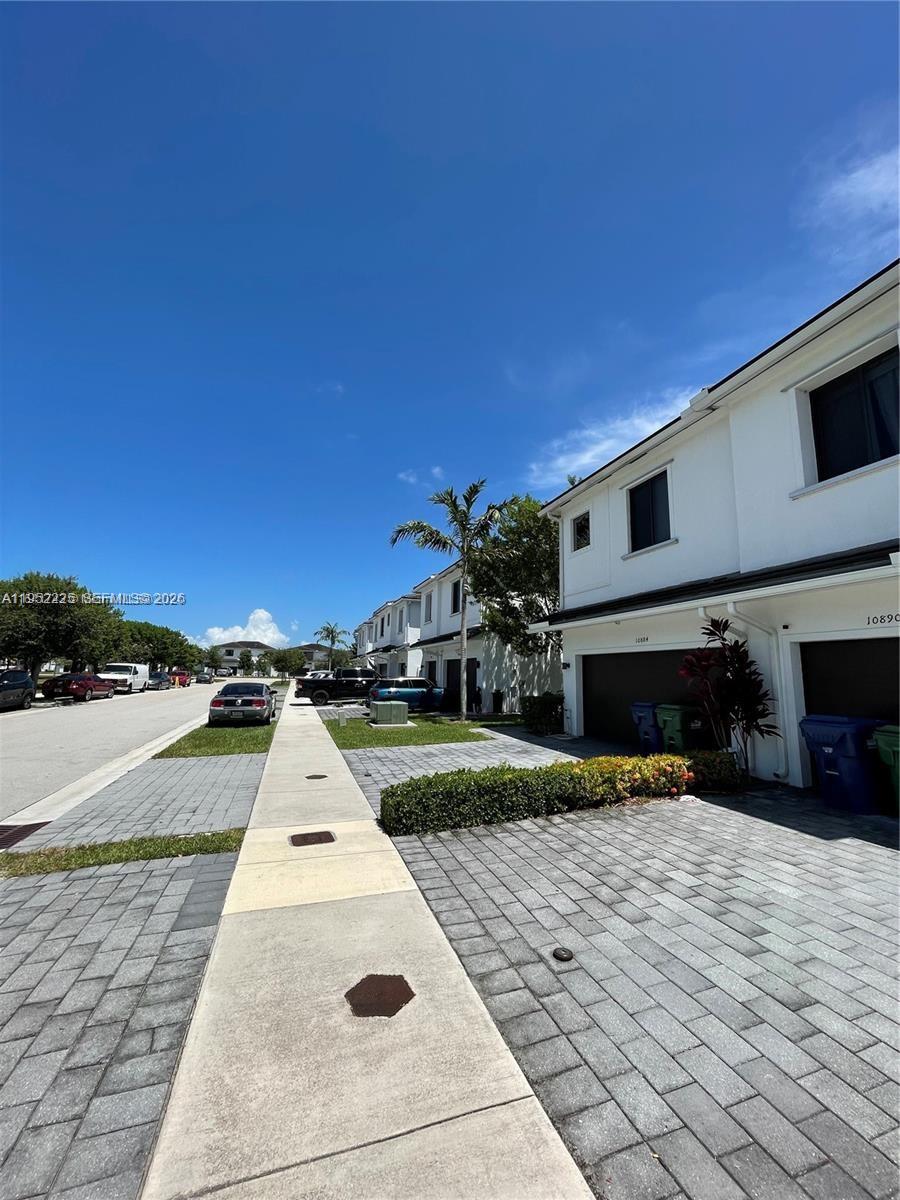 10890 Southwest 235th Street, Unit 1 Homestead, FL 33032 - Photo 5 of 22