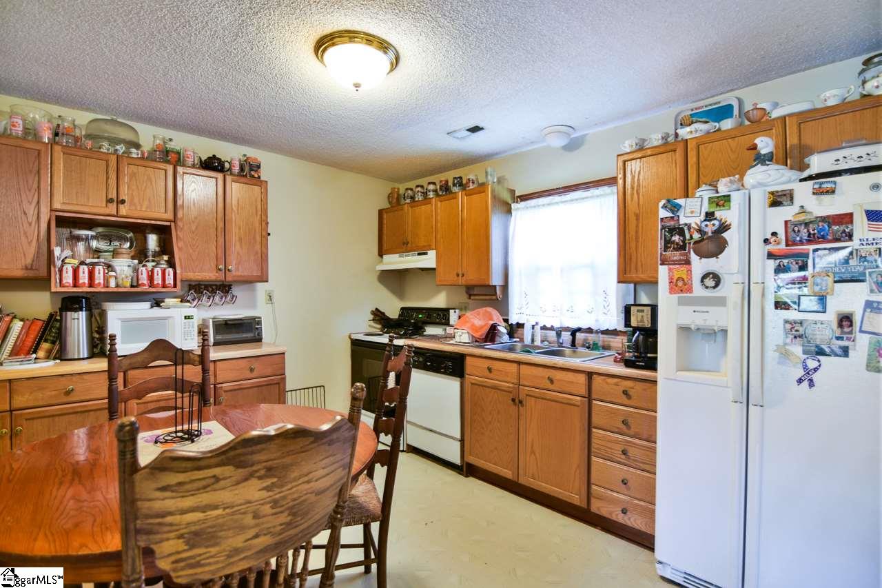 805 Inman Road Inman, SC 29349 - Photo 14 of 17