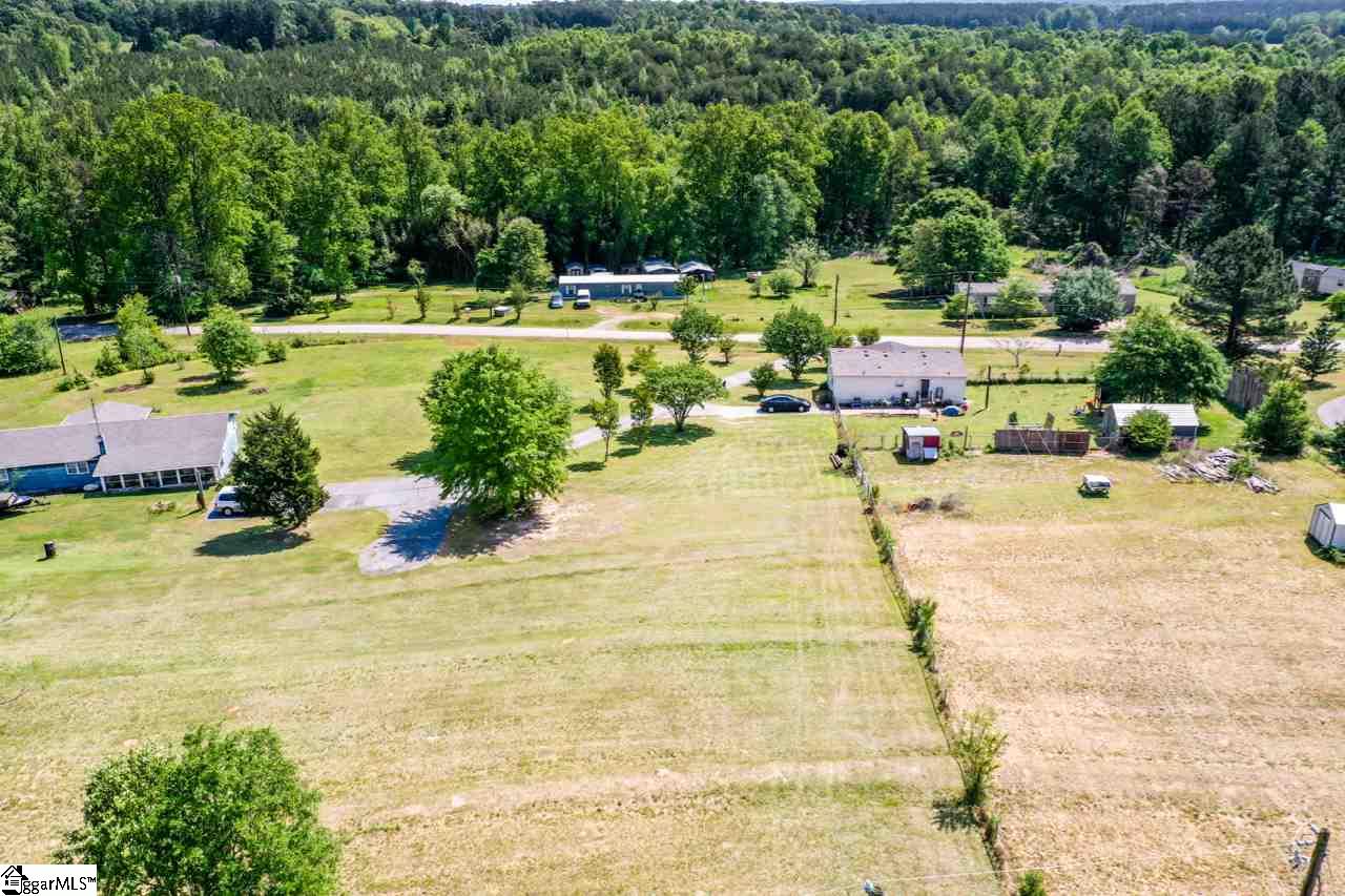 805 Inman Road Inman, SC 29349 - Photo 3 of 17