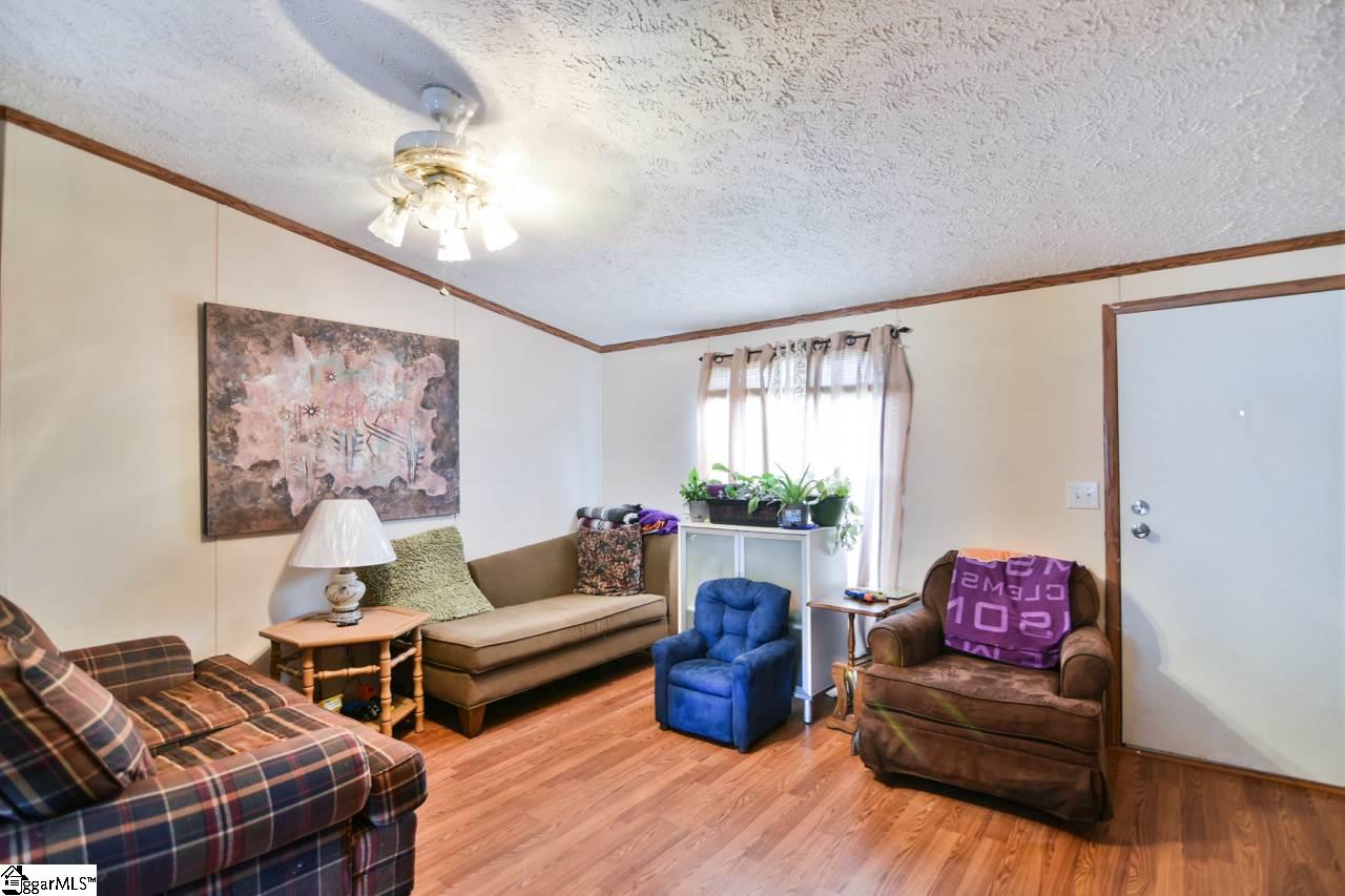805 Inman Road Inman, SC 29349 - Photo 5 of 17