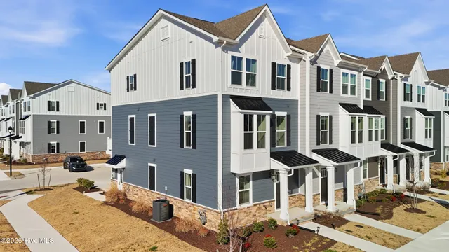 $390,000 | 314 Fost Boulevard, Moyock, NC 27958