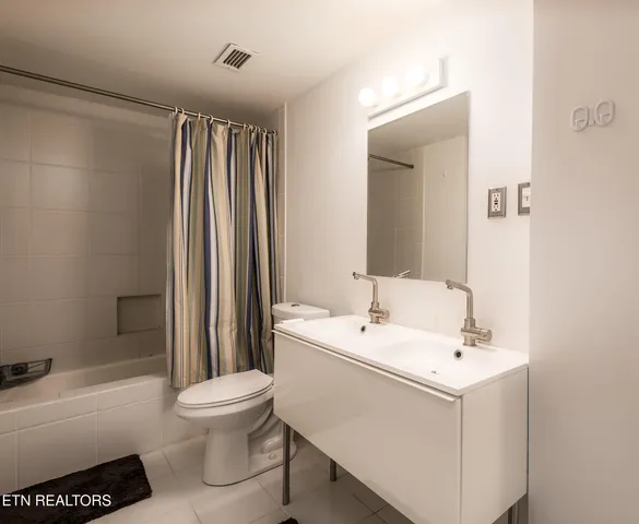 $2,250 | 1400 Kenesaw Avenue, Unit 13A, Knoxville, TN 37919