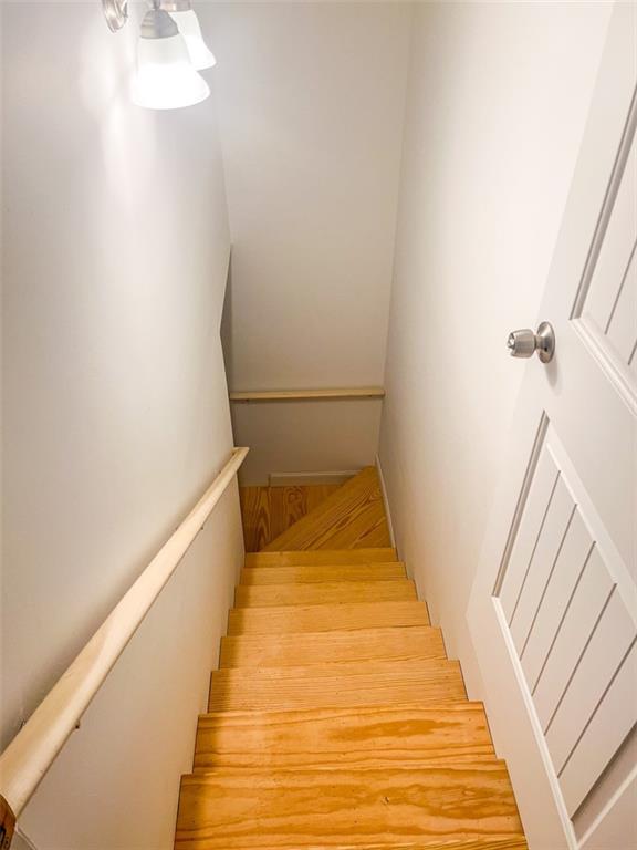 205 Perkins Road Dahlonega, GA 30533 - Photo 25 of 51 a bathroom with a bathtub and shower