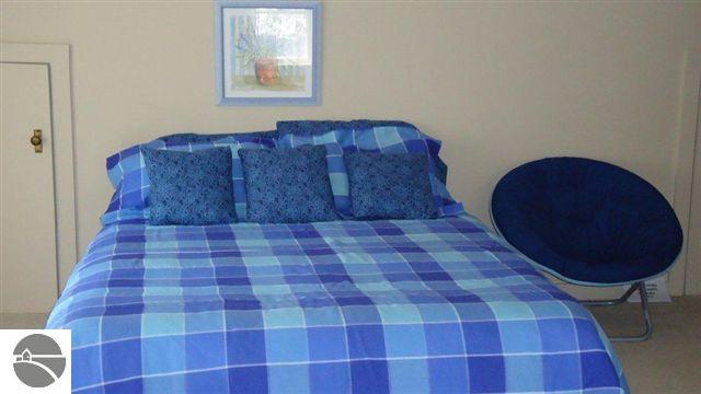 41 North Stony Point Road Suttons Bay, MI 49682 - Photo 23 of 23 1725730-22.JPG