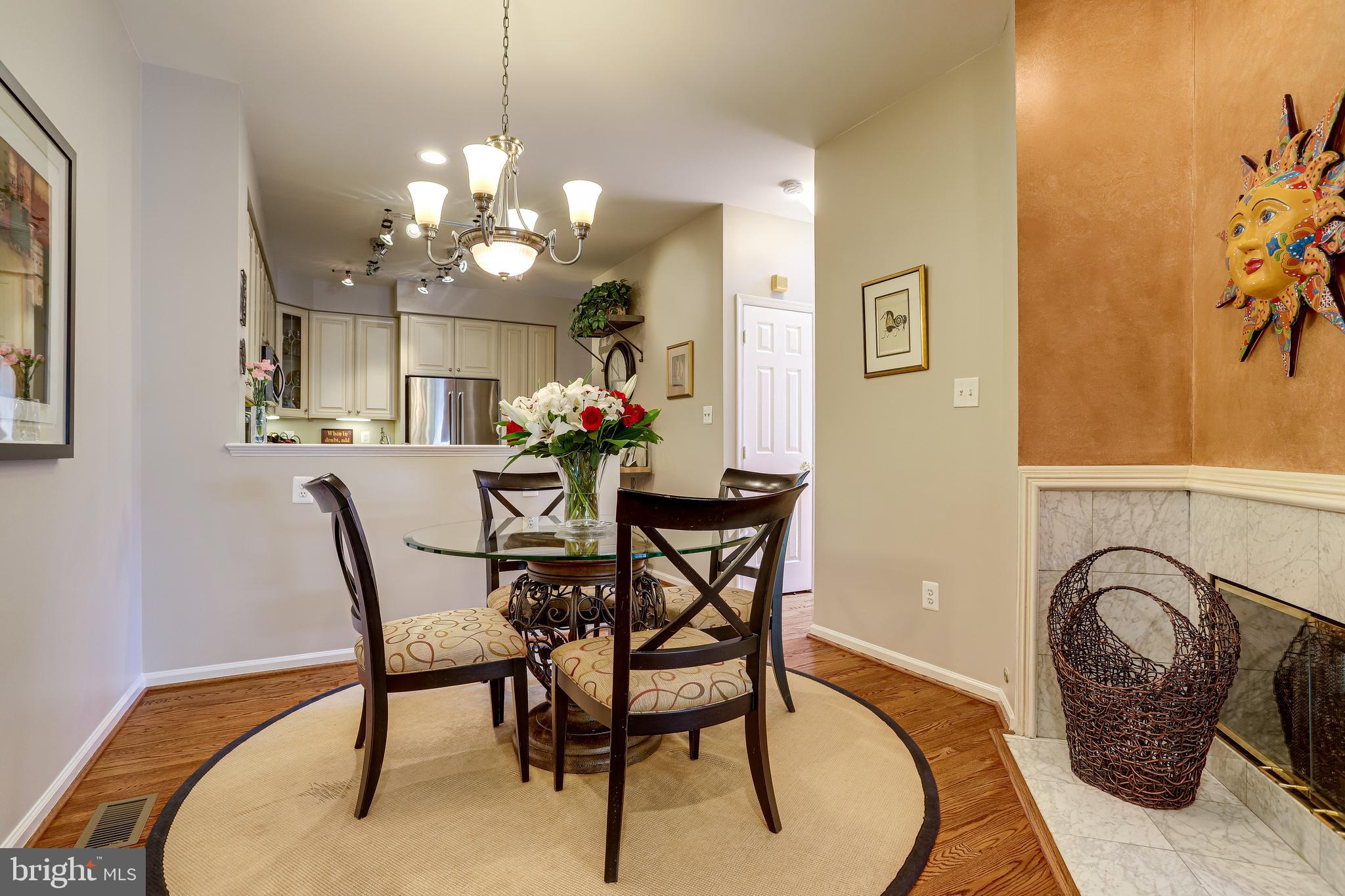 1206 Woodbrook Court Reston, VA 20194 - Photo 26 of 110 Casual dining area off kitchen.