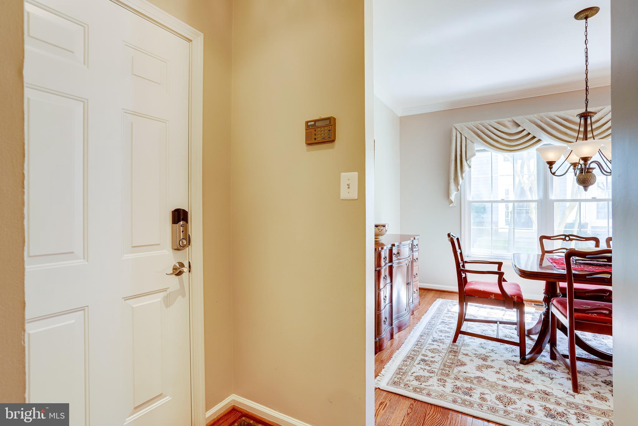 1206 Woodbrook Court Reston, VA 20194 - Photo 37 of 110 Pass through to the dining room