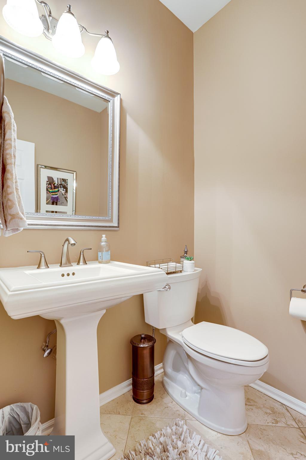 1206 Woodbrook Court Reston, VA 20194 - Photo 40 of 110 Power room on main level.