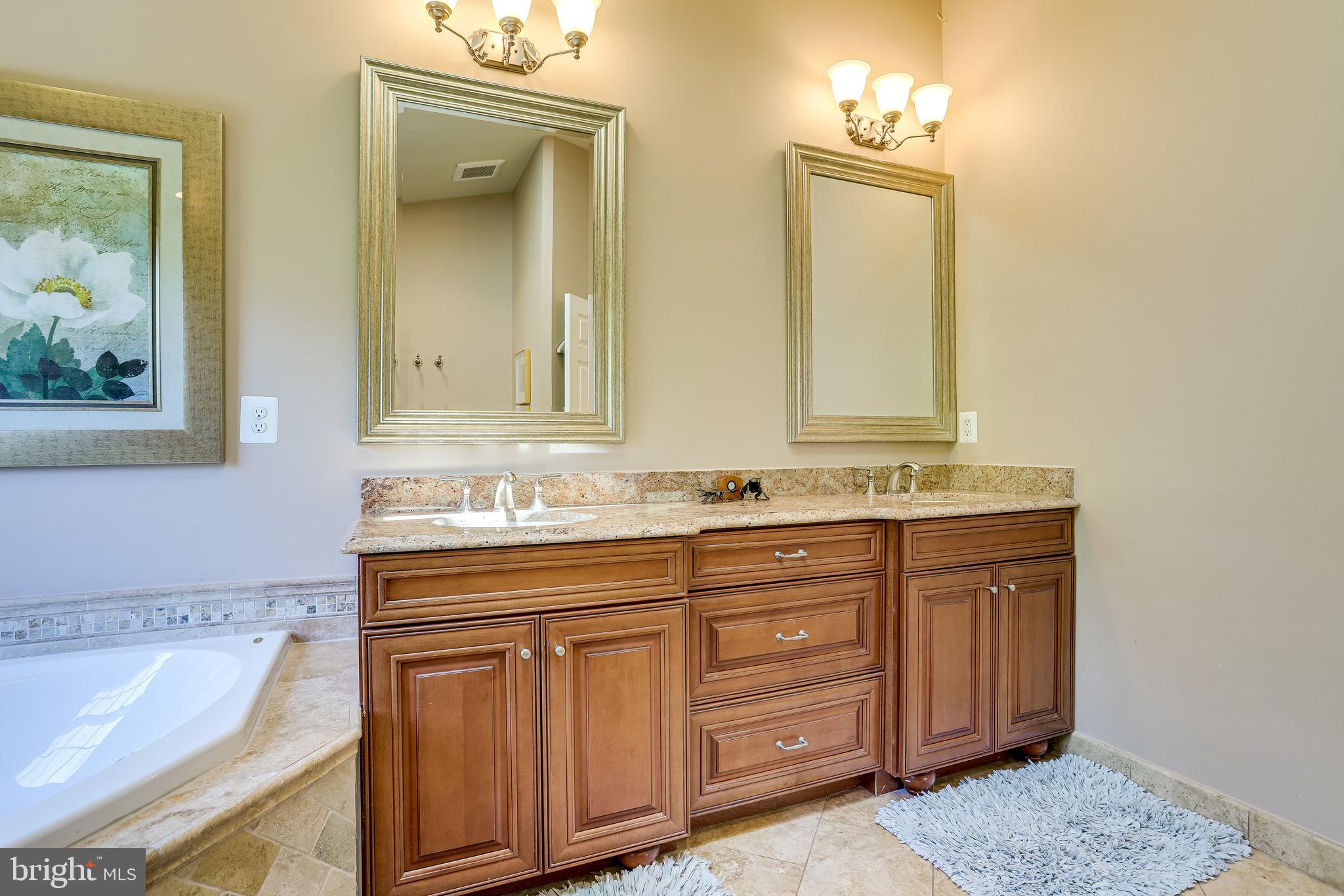 1206 Woodbrook Court Reston, VA 20194 - Photo 56 of 110 Gallery Image 56