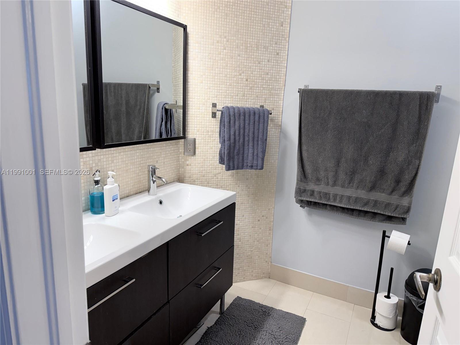 7809 Northwest 114th Path Doral, FL 33178 - Photo 15 of 23