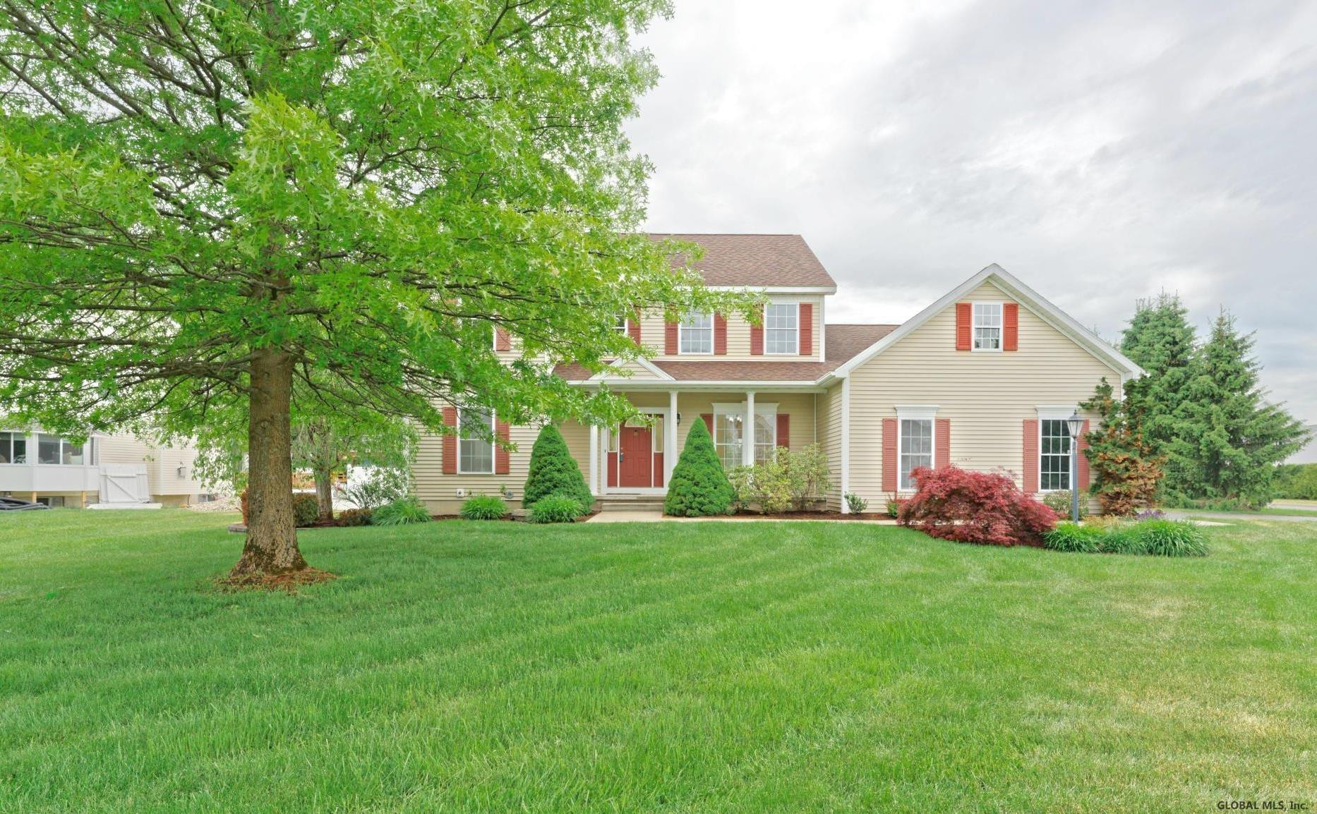16 Remmington Road Schenectady, NY 12303 - Photo 1 of 34 Photo 1