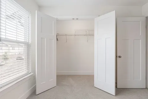 $459,900 | 414 West Mill Drive, Nashville, TN 37209