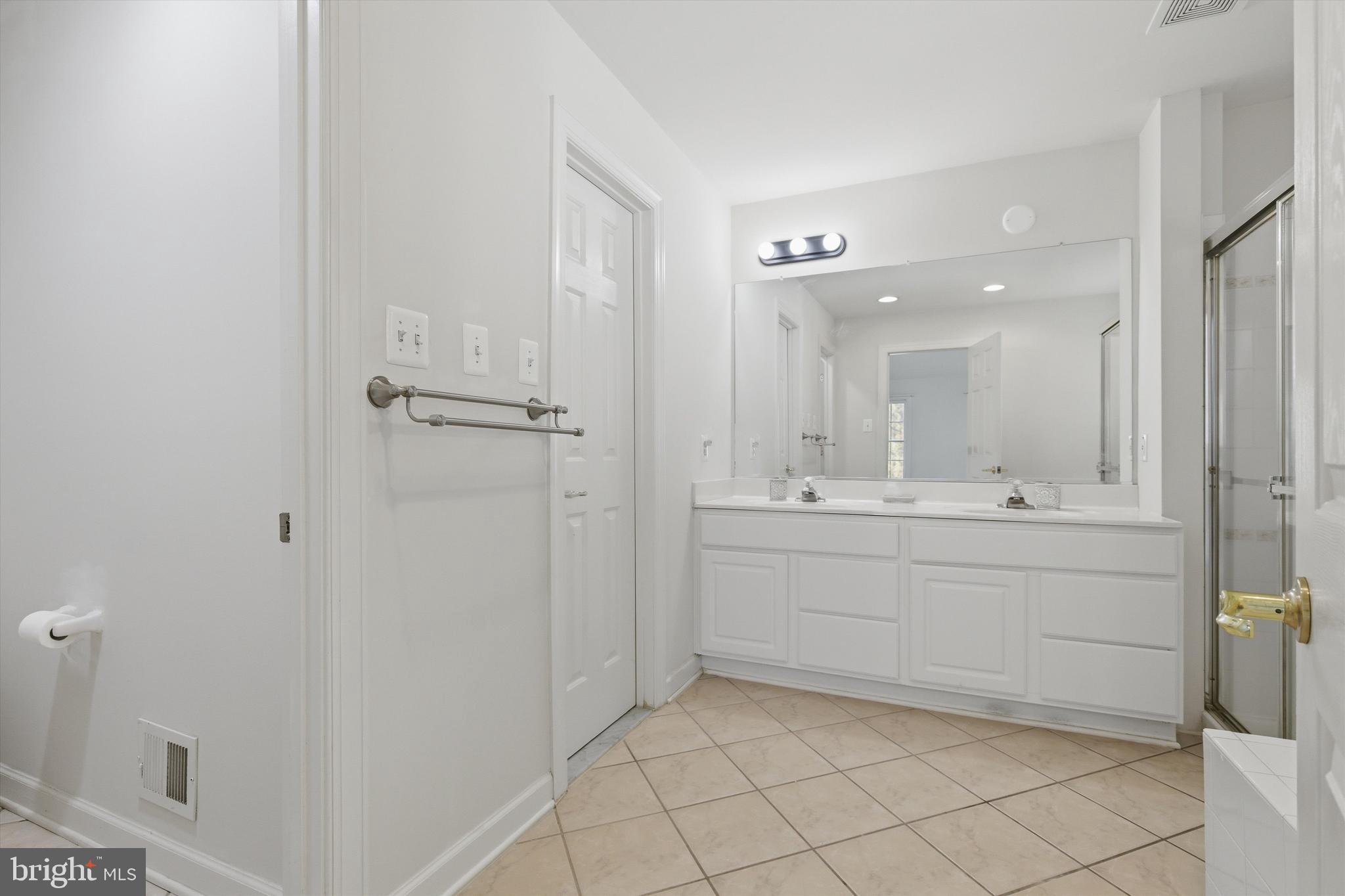 2902 Marlow Farm Terrace Silver Spring, MD 20904 - Photo 46 of 52