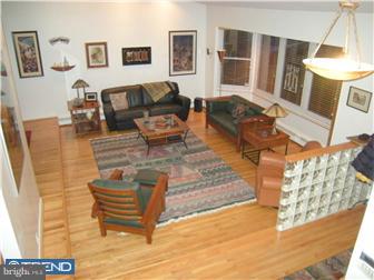 1014 Old Ford Road Huntingdon Valley, PA 19006 - Photo 8 of 12 Living Room