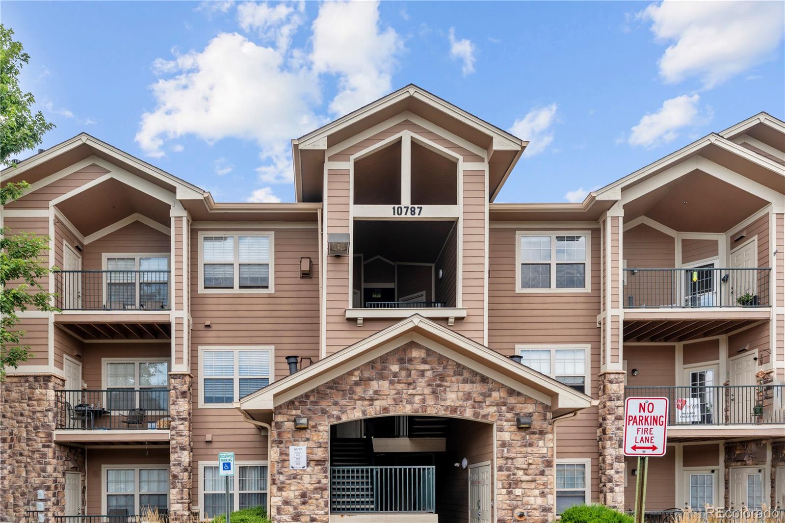 10787 Twenty Mile Road, Unit 305 Parker, CO 80134 - Photo 2 of 34