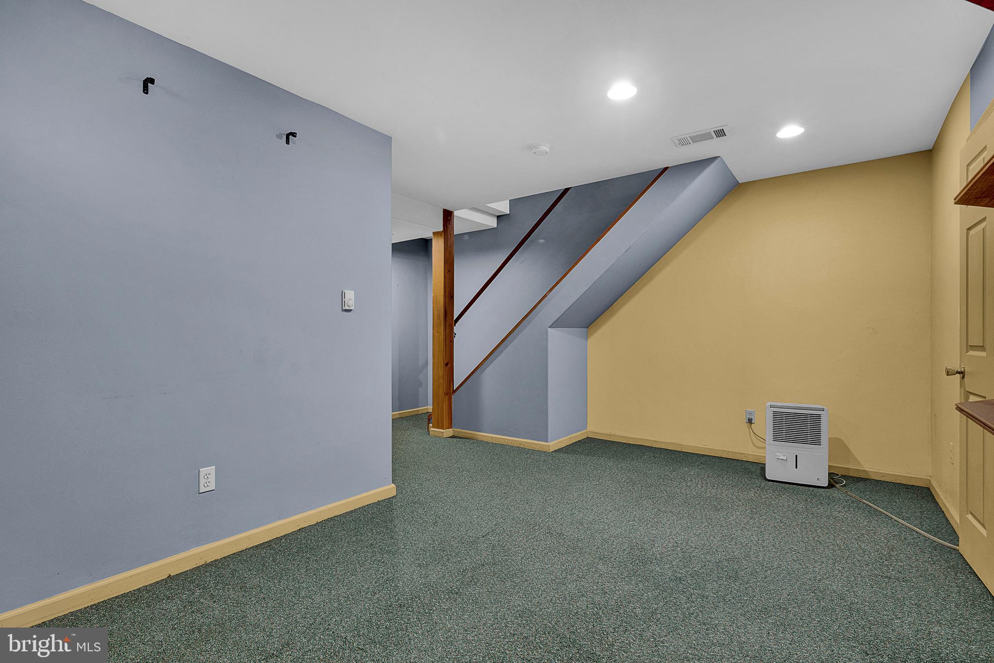 113 Woodland Road Newtown, PA 18940 - Photo 33 of 45 Gallery Image 33