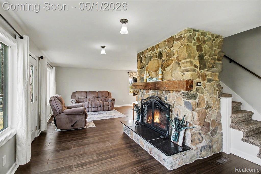 6225 West Lovejoy Road Fowlerville, MI 48836 - Photo 5 of 35