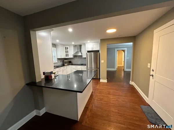 $3,500 | 70 Hawthorne Street, Bridgeport, CT 06610