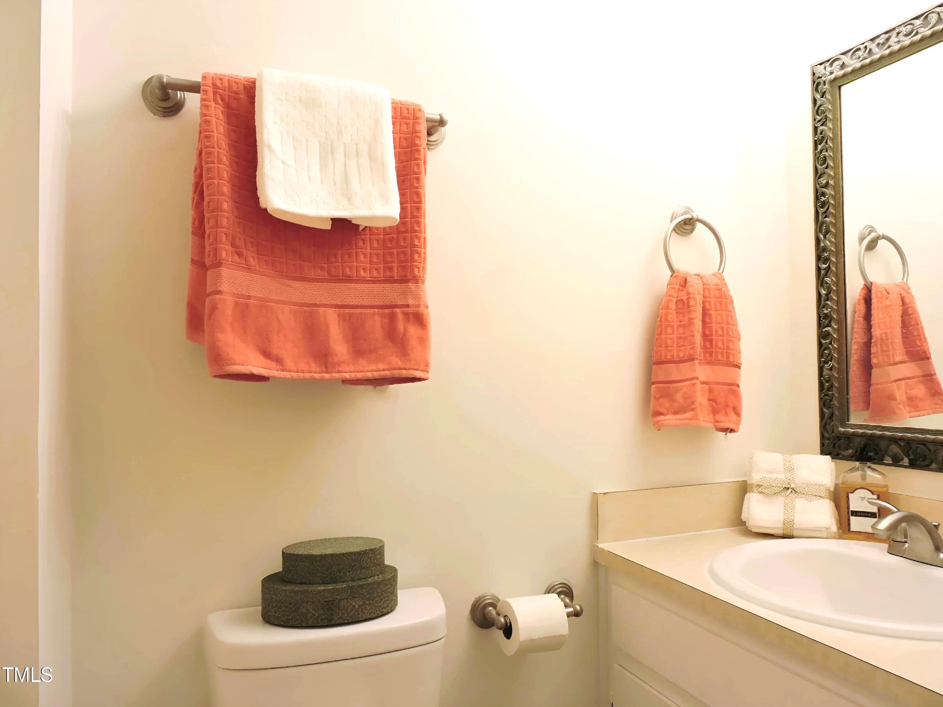 1116 Bahama Road Bahama, NC 27503 - Photo 27 of 29 Hall bath