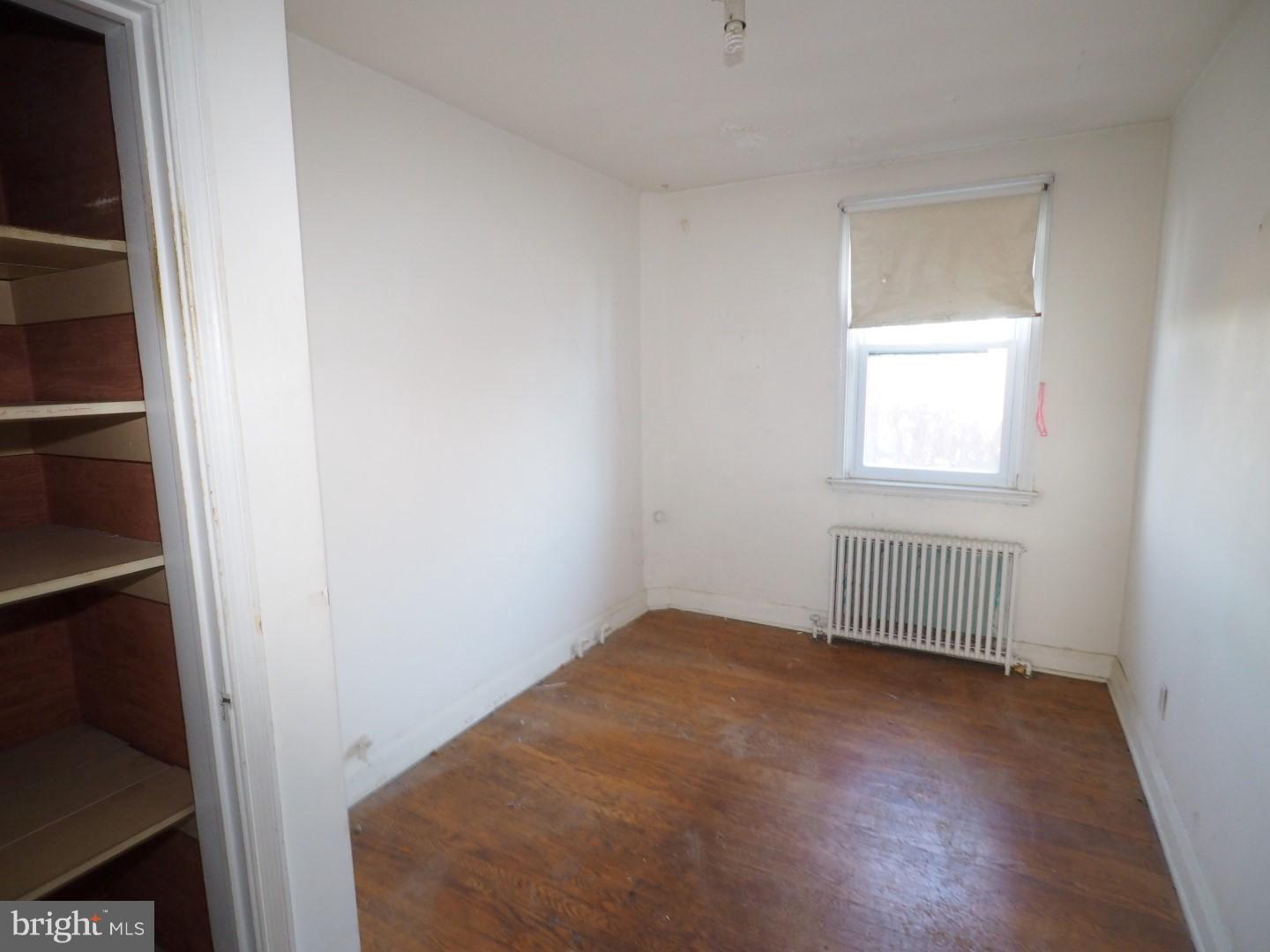 829 Braeside Road Baltimore, MD 21229 - Photo 11 of 19 Bedroom