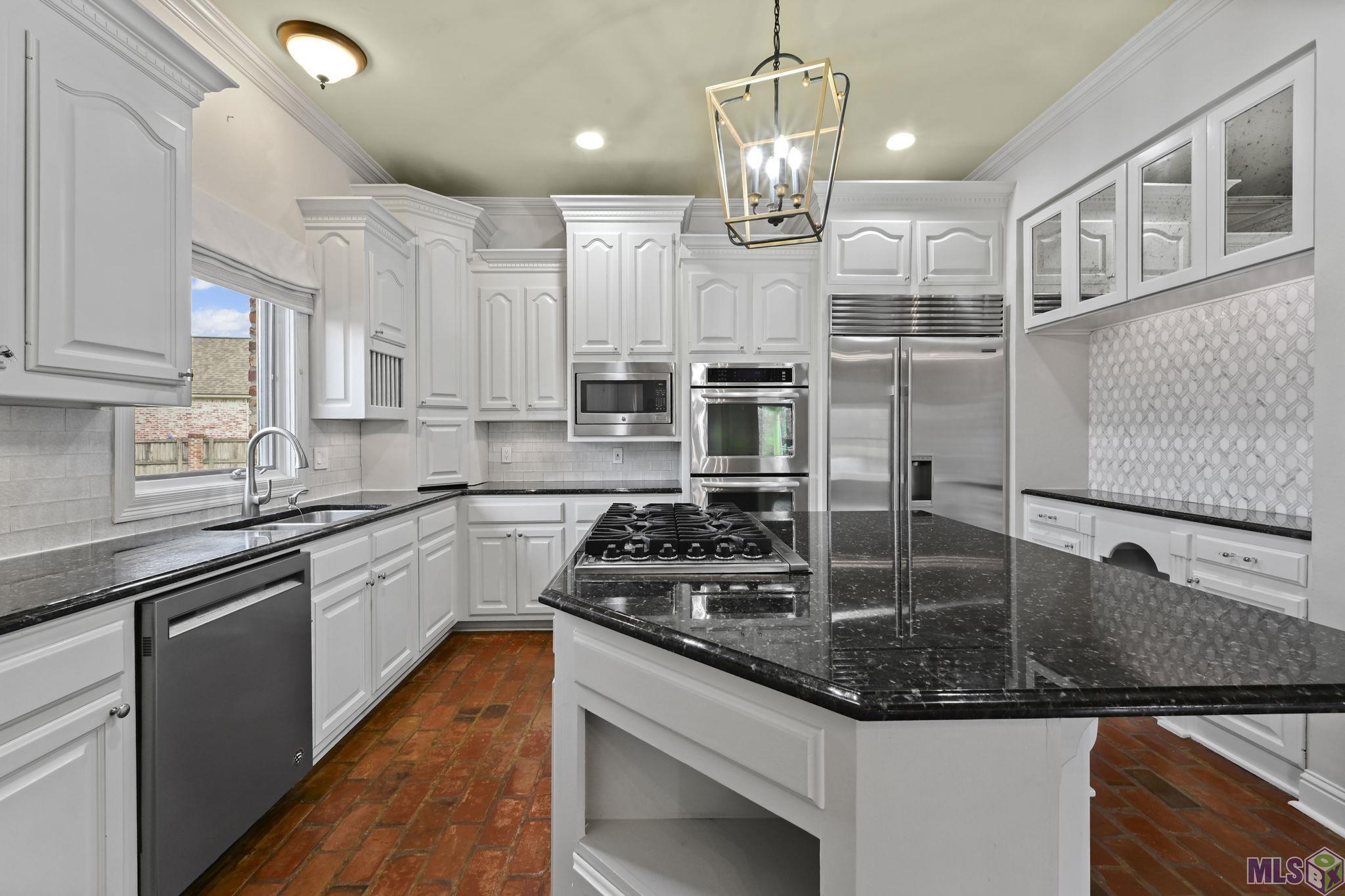 3234 Silver Sand Drive Baton Rouge, LA 70816 - Photo 9 of 59