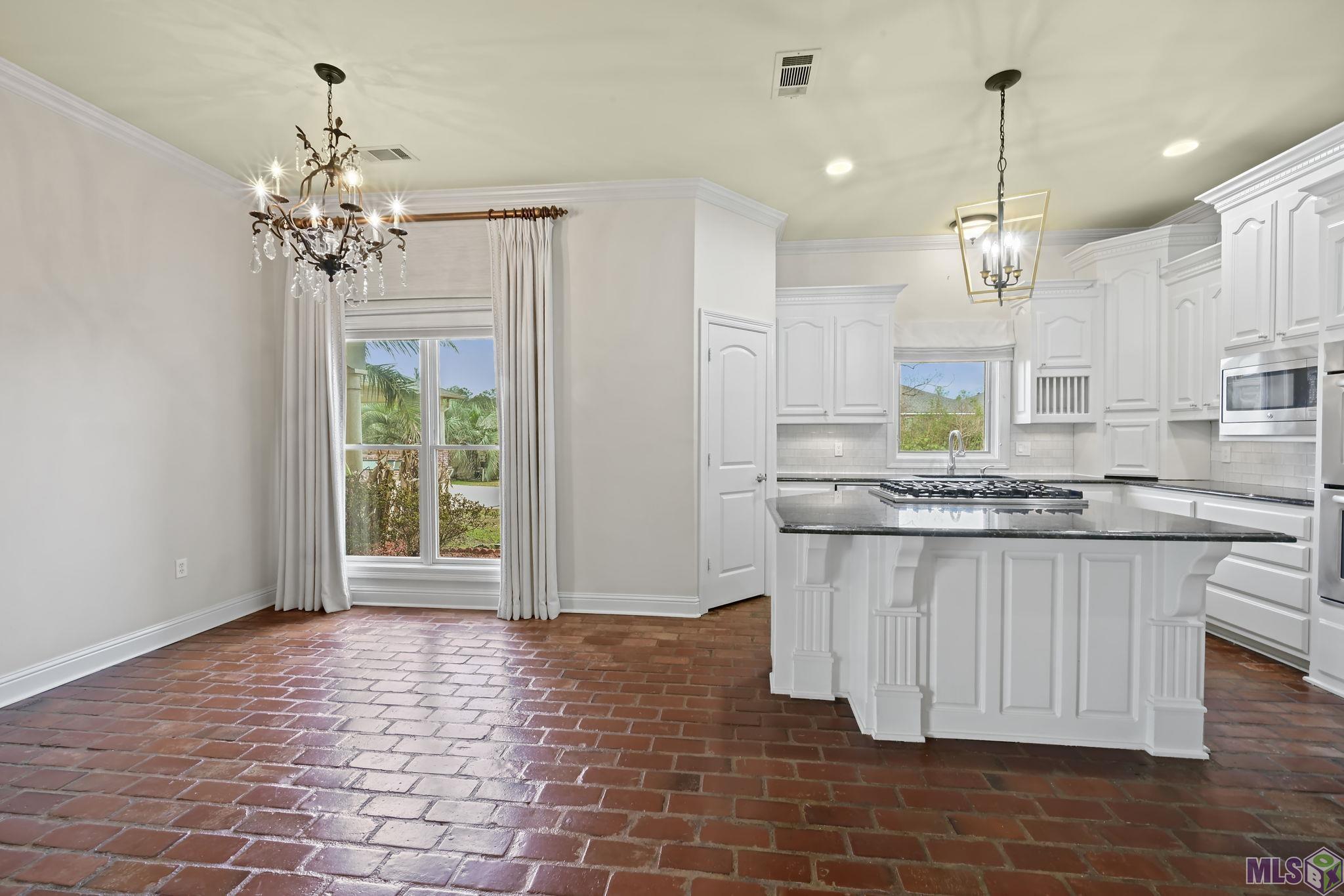 3234 Silver Sand Drive Baton Rouge, LA 70816 - Photo 10 of 59