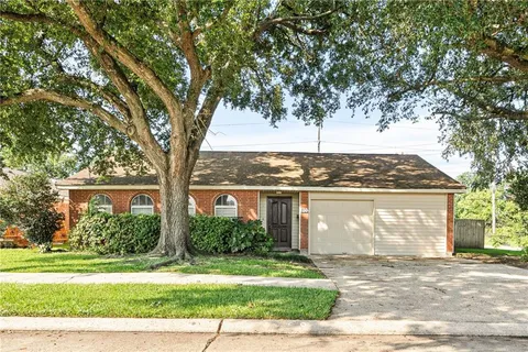 $250,000 | 800 Hickory Street, Gretna, LA 70056