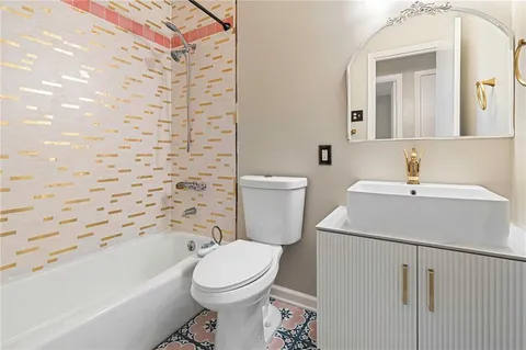 $250,000 | 800 Hickory Street, Gretna, LA 70056