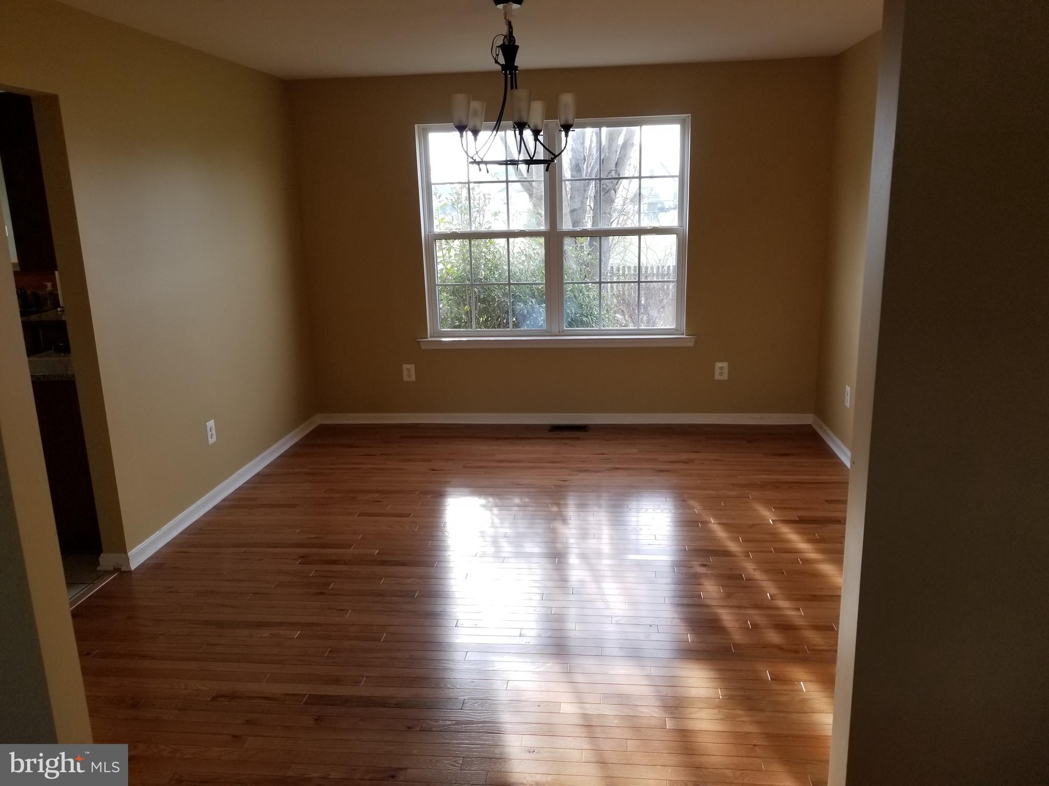 Formal Dining Rm