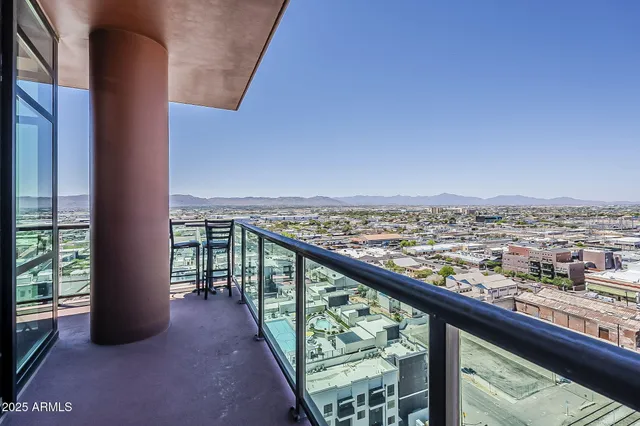 $3,600 | 310 South 4th Street, Unit 1601, Phoenix, AZ 85004
